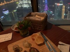 靠窗位-上海柏悦酒店·世纪100牛排馆