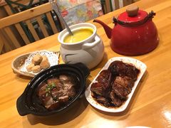 -乌镇那一年小院主题餐厅(甘泉西路店)