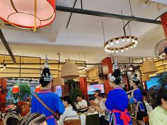 -刘姐啤酒鱼民族演艺餐厅(西街总店)