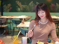 -SHADOWS•Bistro&Eatery(安福路店)