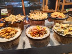 -亚马逊环球美食百汇(新城吾悦广场店)