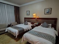 -西港航空酒店(银川南门广场机场巴士店)