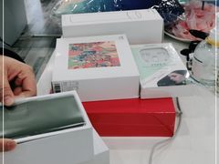 -荣耀授权专卖店(黄浦浙江中路店)