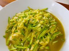 嫩炒南瓜丝-三千西子