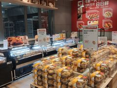 面包甜点陈列柜-盒马鲜生(岭南新世界店)