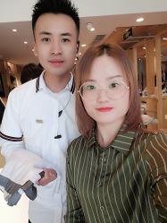 中发-简法造型·品牌形象店