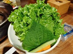 -明洞阿姨·韩式酱蟹烤肉·创意料理(三元桥店)