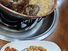-岳记兴隆·青城腊排铜火锅(融创店)