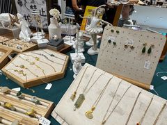 -十八字金·银饰·拼豆·开蚌DIY(魏公芳华里店)