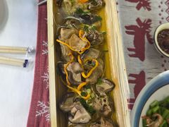 -刘姐啤酒鱼民族演艺餐厅(西街总店)
