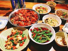 -琥珀老六龙虾(四里河店)