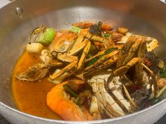 -七欣天香辣蟹火锅(闵行浦江欢乐颂店)
