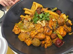 -醉人椒麻辣香锅(王府井喜悦店)