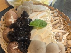 -东来顺(非遗·清真火锅·盛世广场店)