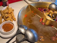 -小龙翻大江文化火锅(宽窄店)