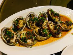 蒜茸豆豉6头小鲍鱼-玫瑰厅上海菜(兴国路店)