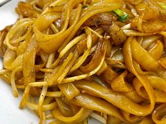 干炒牛河-同记鸡粥粉面店