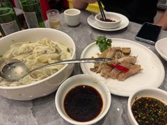 -侬佳蒸菜馆(听潮店)