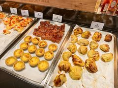 -雍容荟帝王蟹活龙虾展台自助(IFS黑金店)