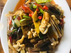-龙泉人椰子鸡·糟粕醋·地标海南菜(龙昆南店)
