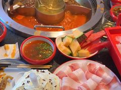 -醉董牛川派鲜肉自选火锅(烟台店)