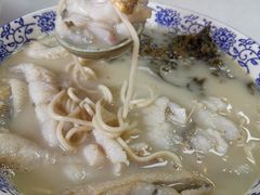 -明呈黄鱼面馆(斜土路店)