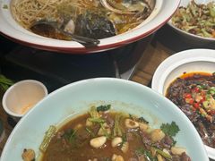 -爱碗亭·鲜炒湖南菜(壹城中心店)