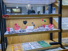 -美空眼镜·星趣控·新乐学·控优点合作店(周浦万达店)