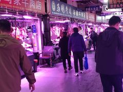 -鑫朱雀农贸批发市场