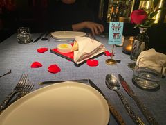 -弦月窗LUNETTE BY AMANDA(复兴路店)