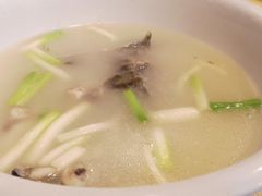 -龍记海鲜美食城(侨港风情街店)