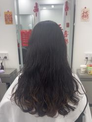 -LILI·HAIR SALON理理造型