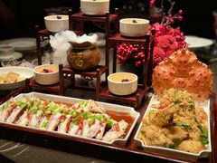 帝王蟹三吃-海派悦庭·海胆烧麦·新融合菜(凯德广场店)