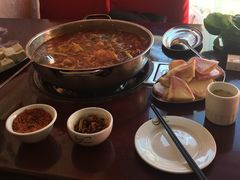 -老石黑山羊毛驴肉火锅(金凯广场店)