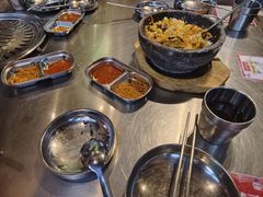 -哈哈碳都·牛肋条无限自助烤肉(台江万达店)
