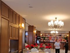 -鹏城人家海鲜酒家·23年老字号(较场尾店)