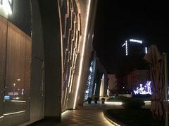 -上海尚嘉中心