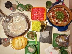 -润园四季椰子鸡火锅(卓越INTOWN店)