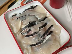 -毛辣果·贵州红酸汤牛肉火锅(西单店)