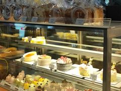 面包甜点陈列柜-莉莲蛋挞(日月光店)