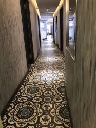 -PE SALON