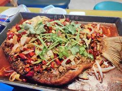 香辣烤鱼-路边边.炒菜烧烤.音乐餐厅(良乡长虹店)