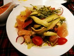 三文鱼牛油果沙拉-芭莉与彩虹西餐厅(成都合生汇店)