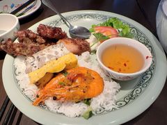 -大头虾越式风味餐厅(光明广场店)