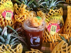 -瑞幸咖啡(江南万达三层店)