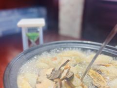 -菌之家·专业纯野生菌火锅·特色炒菌