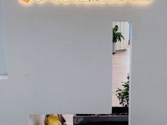 -看得到风景的咖啡馆(白玉兰广场店)