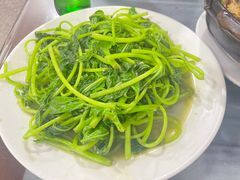 -容里煲仔饭(利丰北路店)