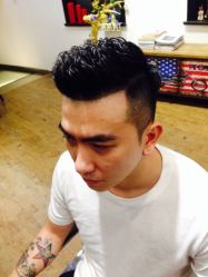 点击看大图 iphone_upload_pic-3AM HAIR SALON烫发染发接发