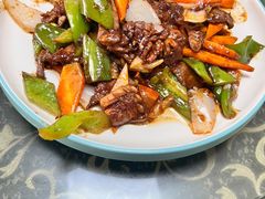 -一口猪海鲜浑锅·东北家常菜